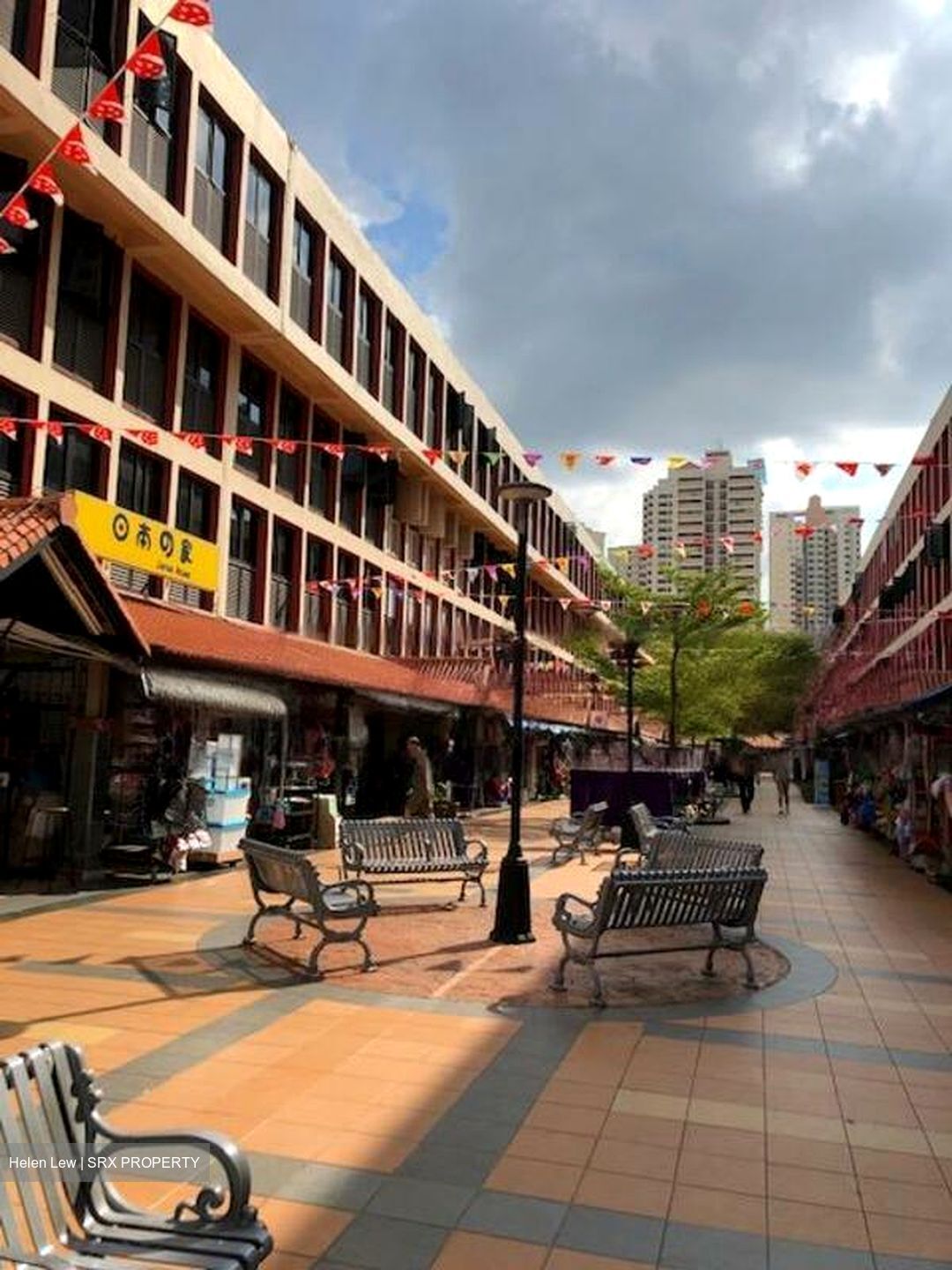 Toa Payoh Central (D12), Shop House #453369611